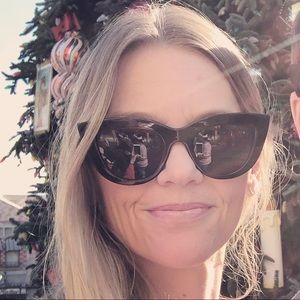 Meet your Posher, Molly